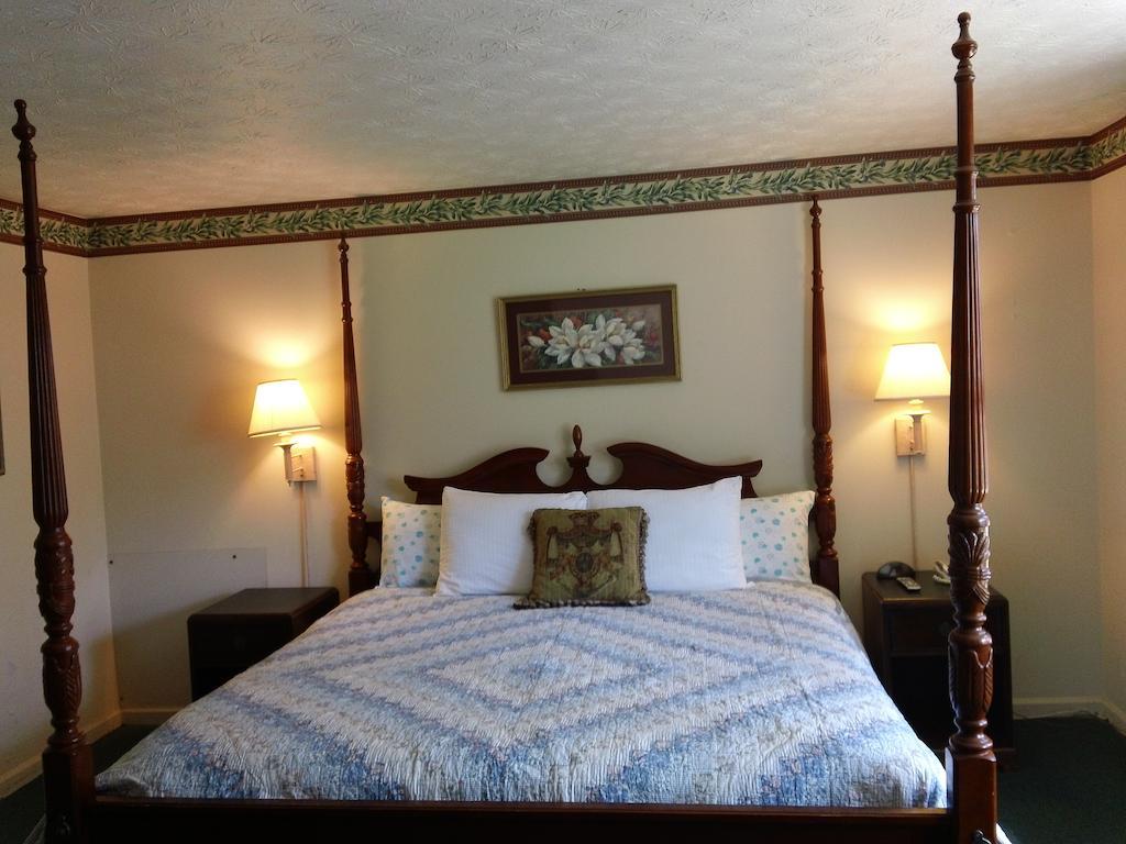 White Columns Motel Pine Mountain  Habitación foto