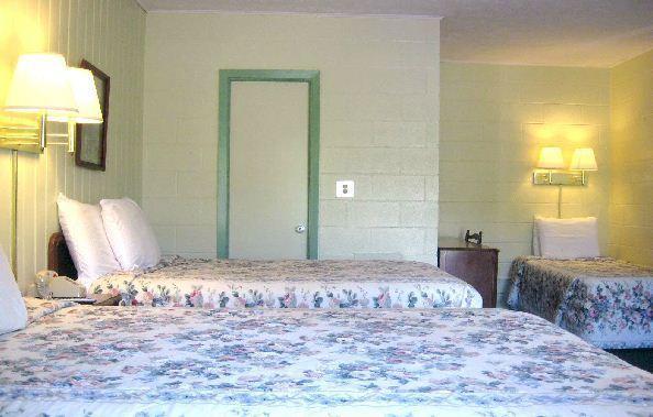 White Columns Motel Pine Mountain  Habitación foto