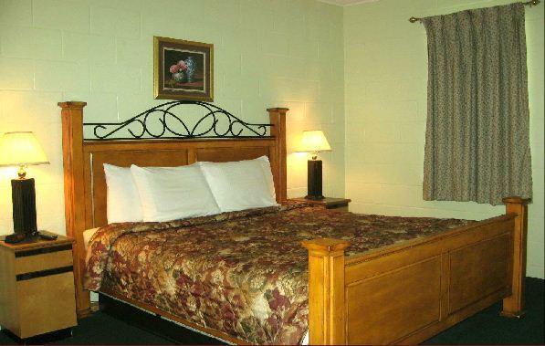 White Columns Motel Pine Mountain  Habitación foto